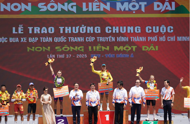 Mikhail Fokin giành áo vàng giải xe đạp Cúp Truyền hình TP.HCM 2025